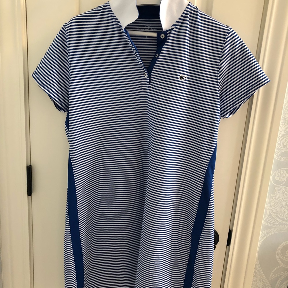 Vineyard Vines performance dress